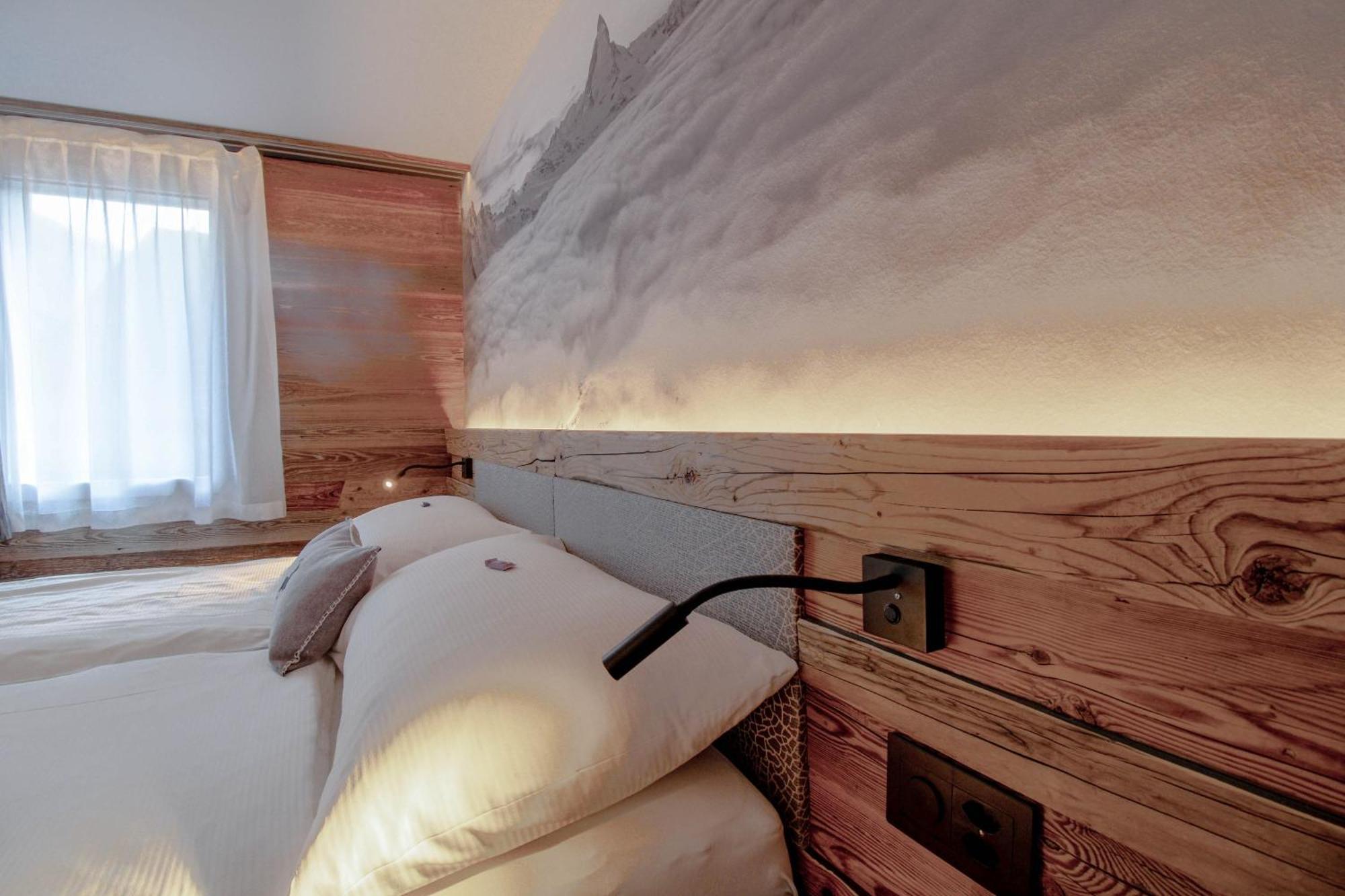 Alpine Lodge Zermatt Exterior photo