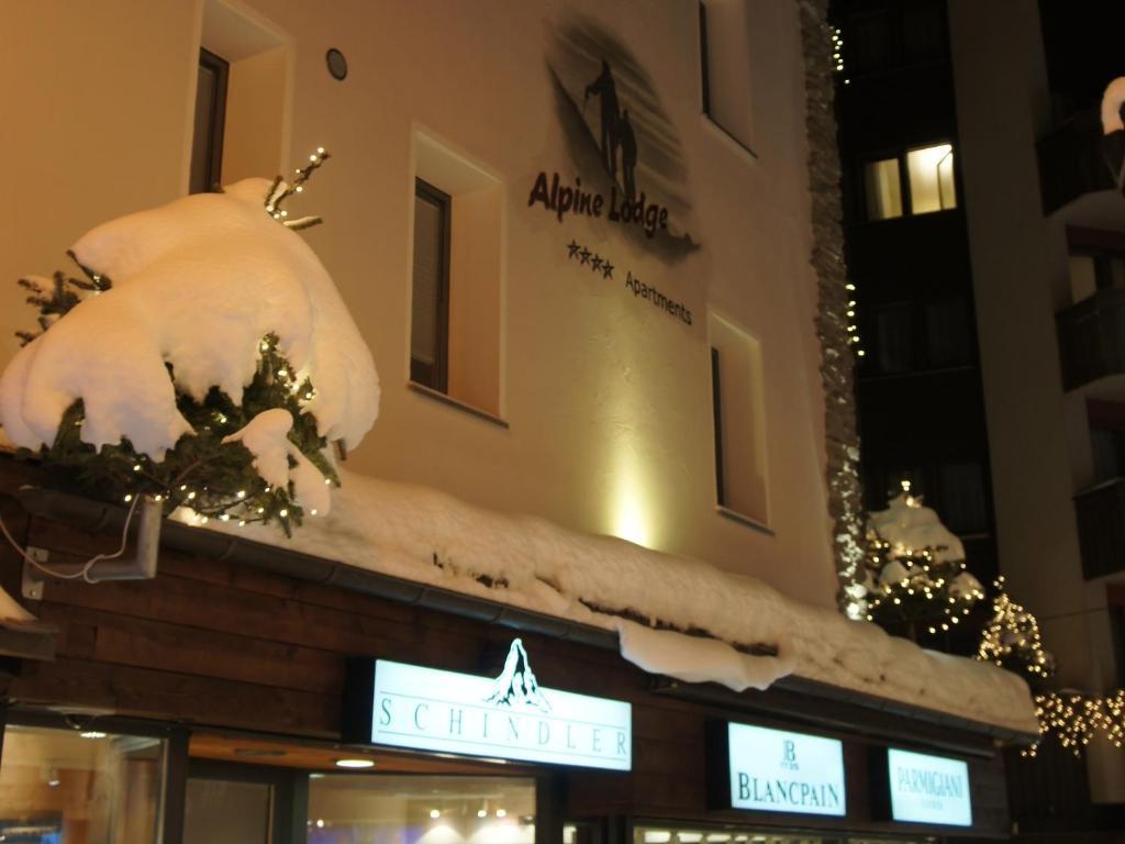 Alpine Lodge Zermatt Exterior photo